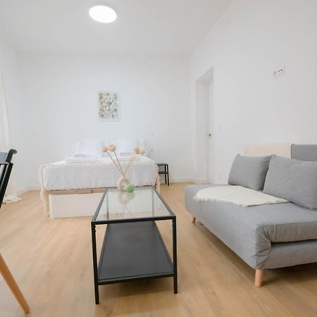 For You Rentals Encantador Y Unico Estudio Temporal En Tetuan Madrid Mlu1º1 Buitenkant foto