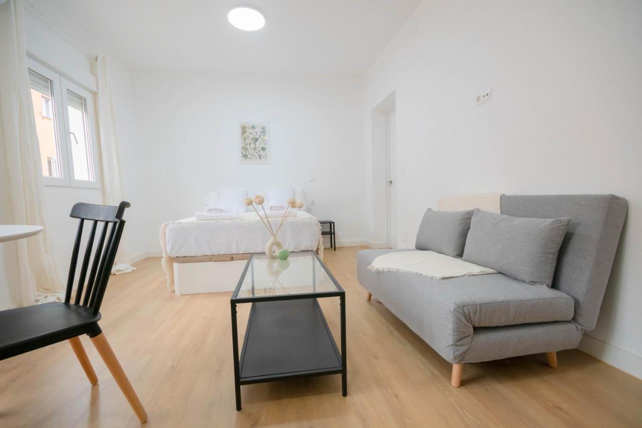 For You Rentals Encantador Y Unico Estudio Temporal En Tetuan Madrid Mlu1º1 Buitenkant foto